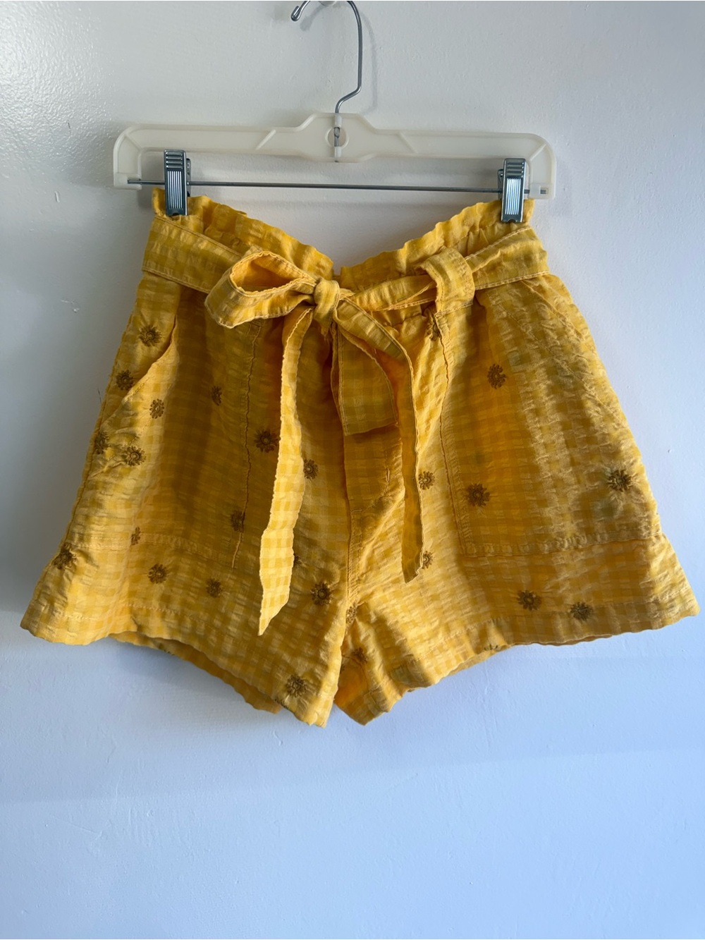 Goldenrod Yellow High Waisted Plaid Floral Embroidered Shorts size Large